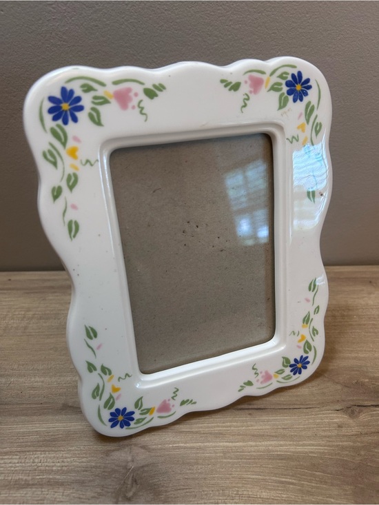 Vintage Other - Vintage White Ceramic Frame with Blue and Pink Floral Accents